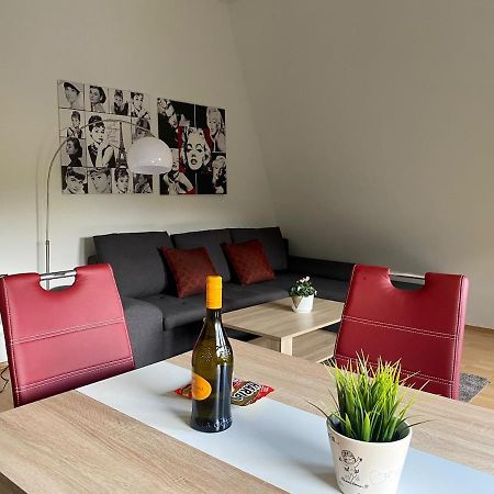 Ferienwohnungen "Am Fuerstenweg" Neuwied Luaran gambar
